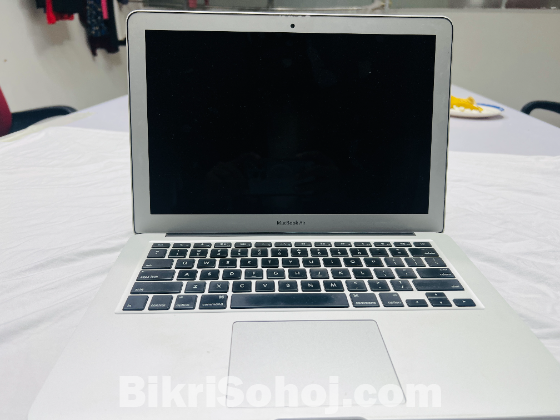 Macbook Air (13inch-2017) Dual core-intel i7